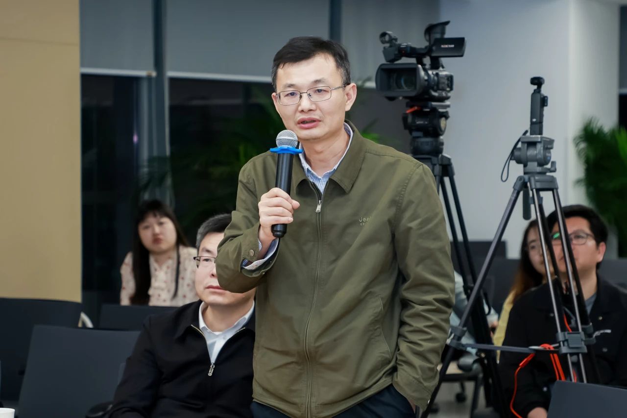 1716864706265033.jpg 1716864706265033.jpg